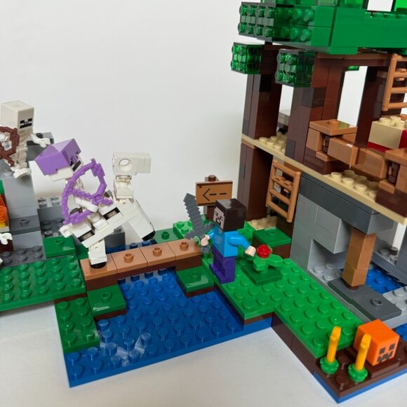 Lego 21146 Minecraft The Skeleton Attack Set COMPLETE - Picture 4 of 10